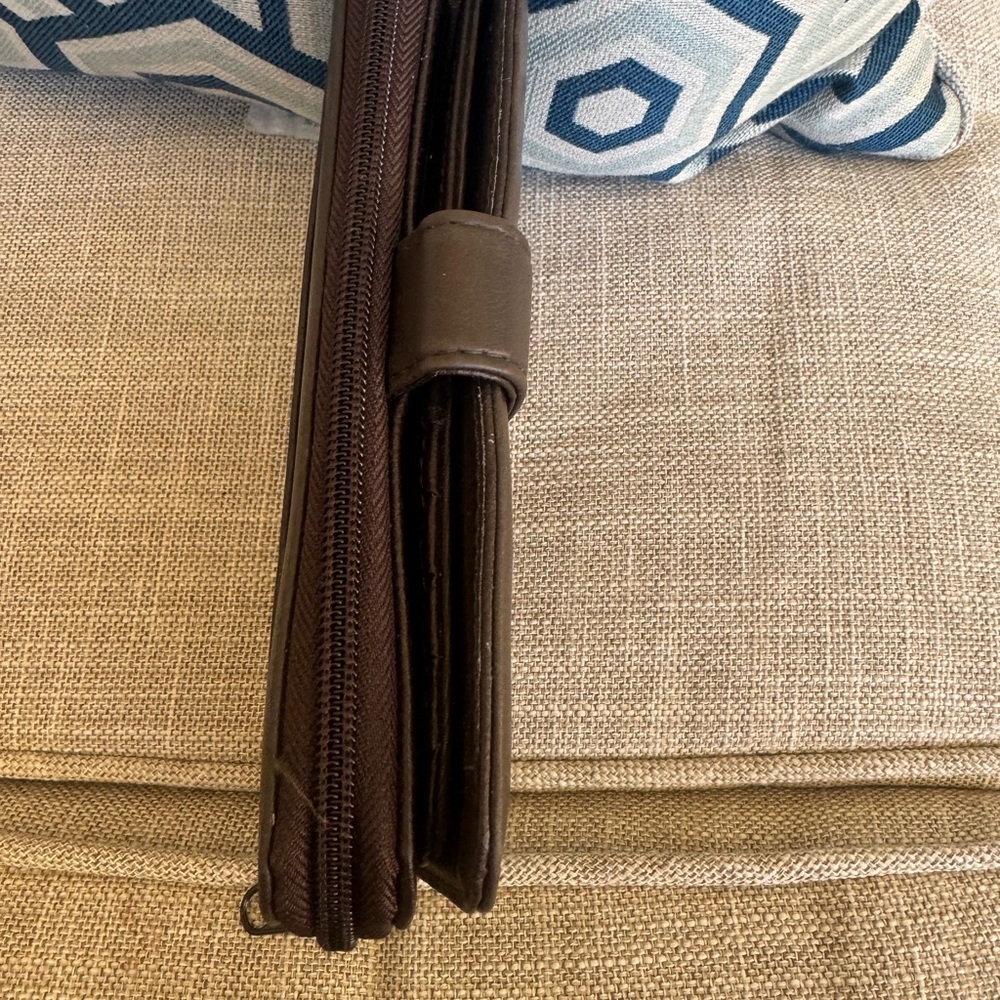 Brown leather Wallet corner zip new - Picture 8 of 8